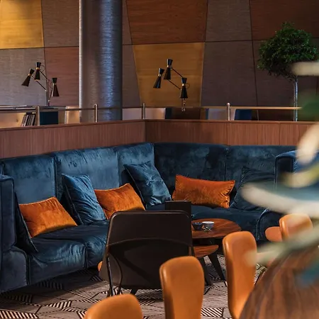 Infinity Hotel & Conference Resort Munich-3